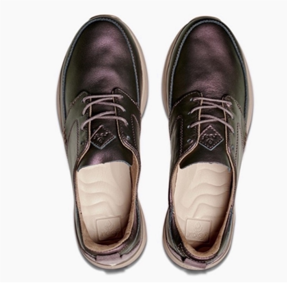 Reef Rover Low Le Sneaker - Picture 2 of 8